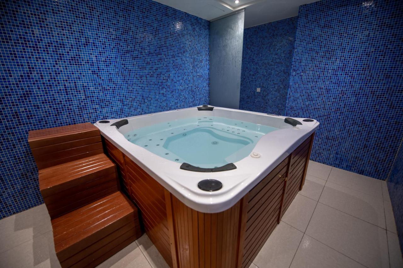Wa 4* Jeddah
